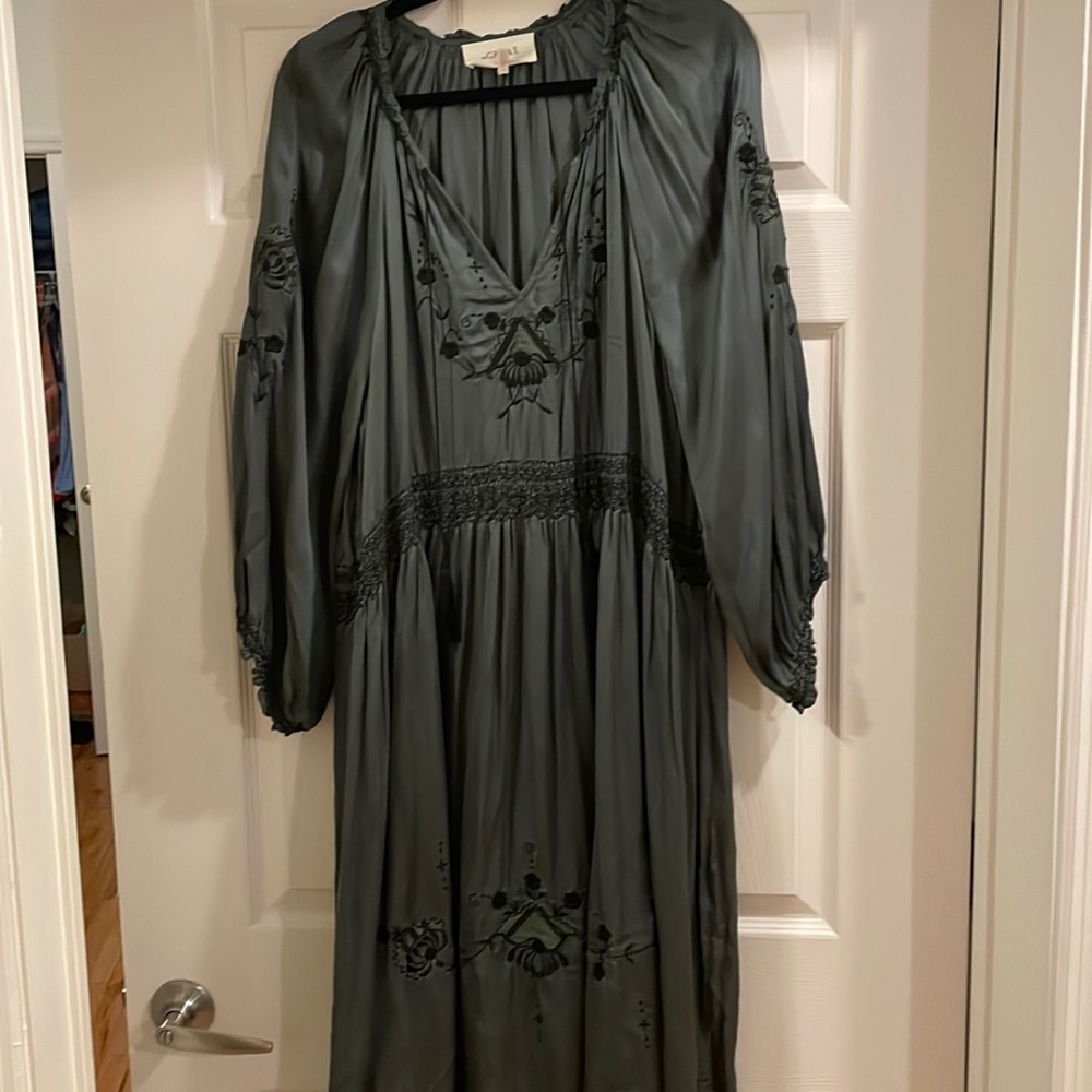 Dress by the great